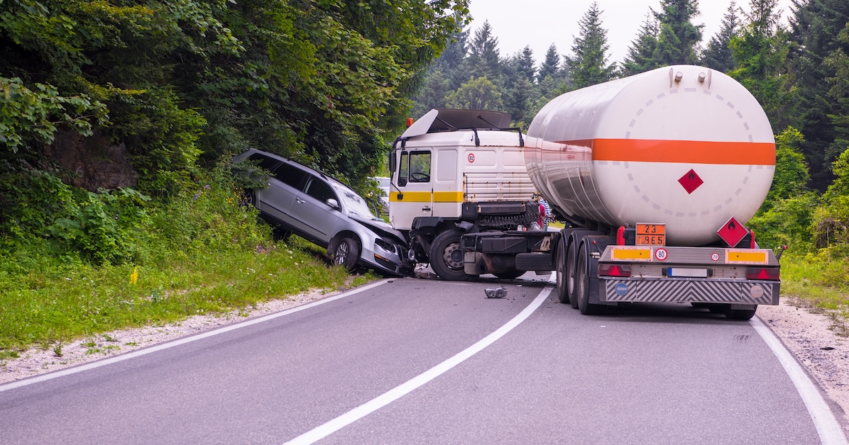 How Can a Truck Accident Lawyer Help Me